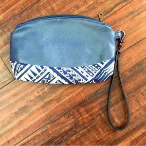 Handmade Blue Samoan Print Tapa Blue Wristlet Bag